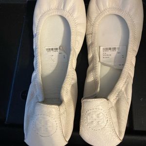 New with tags Tori Burch white ballet slippers. Size 6 1/2